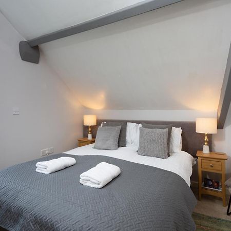 Bootham Court Grade II Duplex Apartment With Free Parking & Wi-Fi - Sleeps 2-6 People York Buitenkant foto