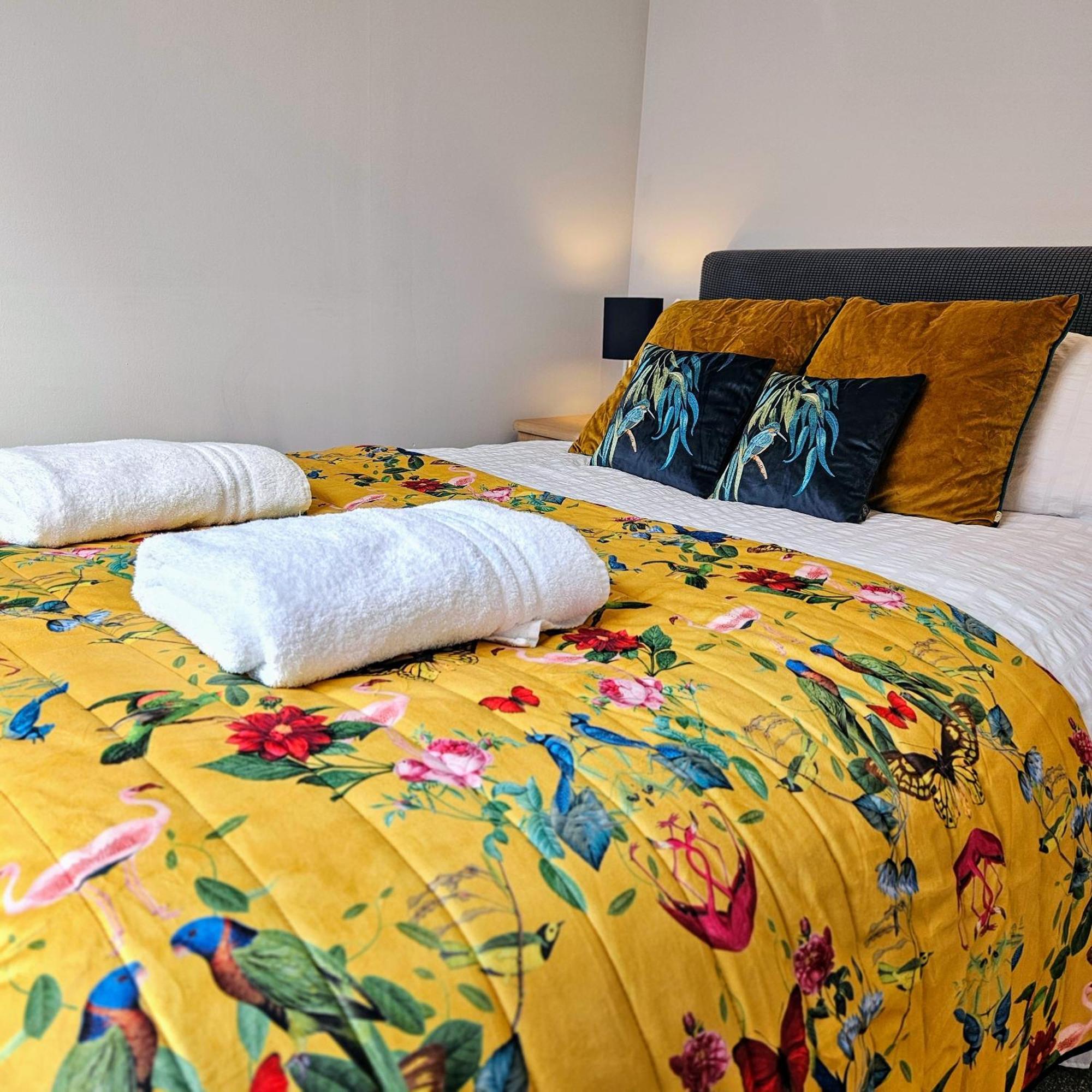 Bootham Court Grade II Duplex Apartment With Free Parking & Wi-Fi - Sleeps 2-6 People York Buitenkant foto