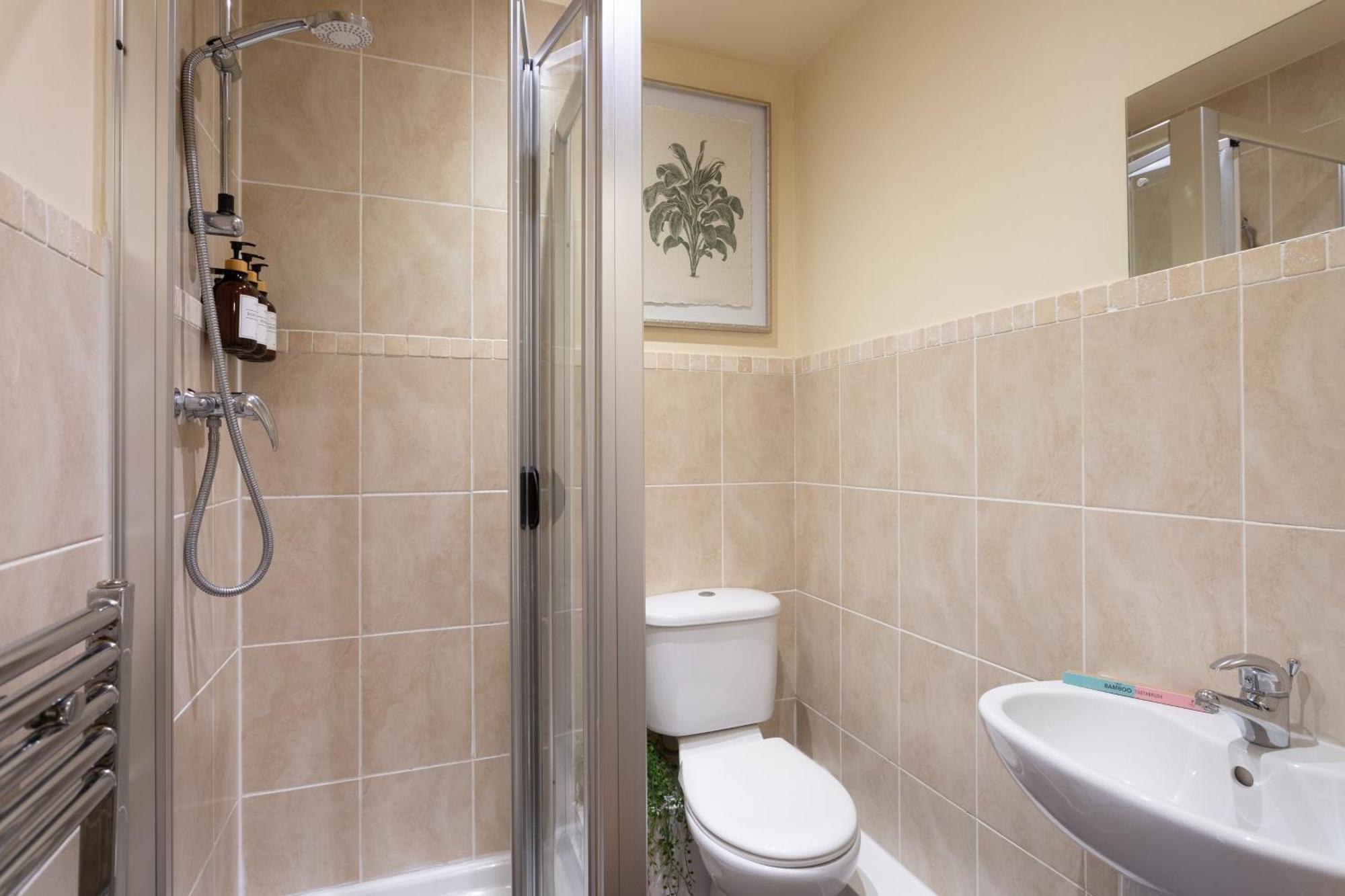 Bootham Court Grade II Duplex Apartment With Free Parking & Wi-Fi - Sleeps 2-6 People York Buitenkant foto